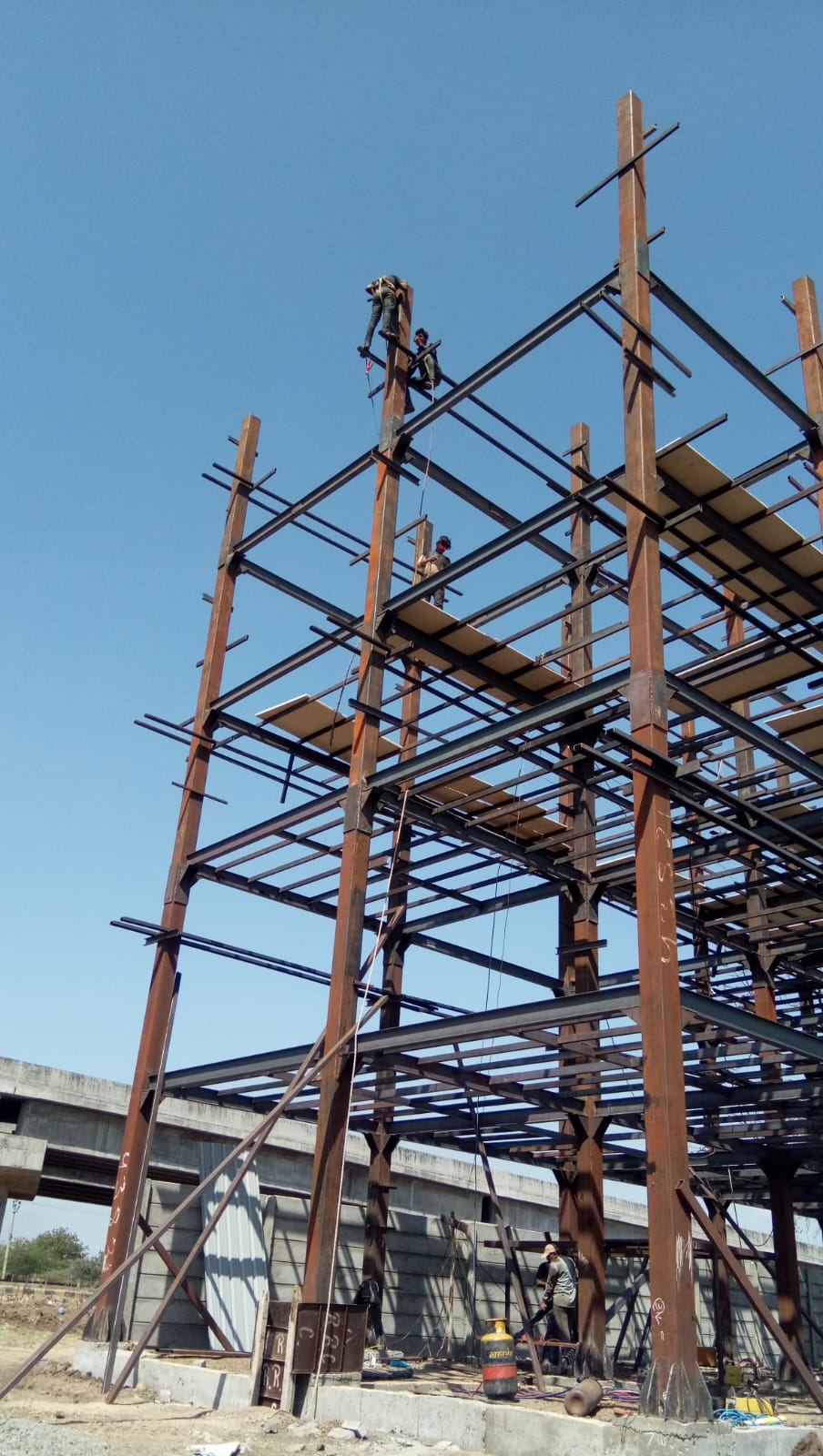 Heavy Portal Frame Fabrication